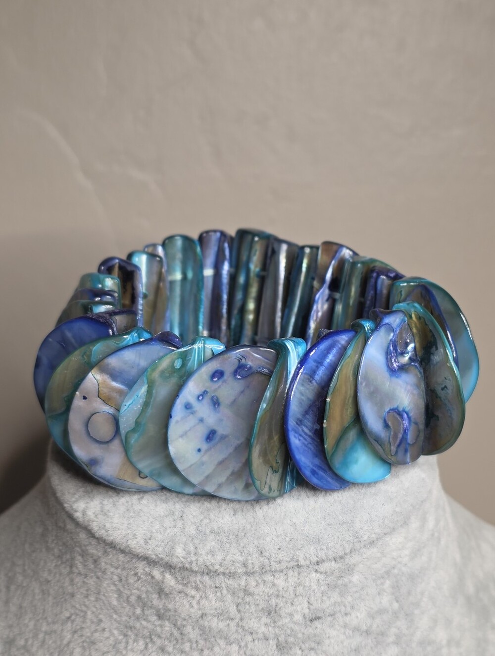 Vibrant Blue Iridescent Dyed Shell Disc Wide Stretch Bracelet
